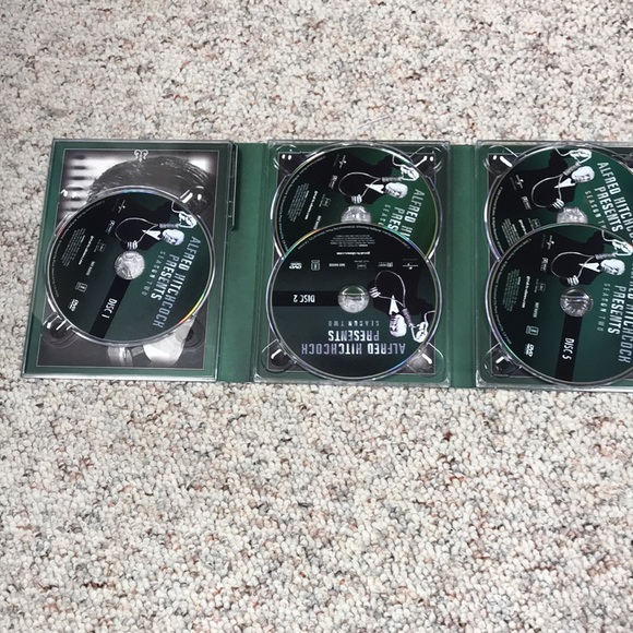 Alfred Hitchcock DVDs - Picture 5 of 9